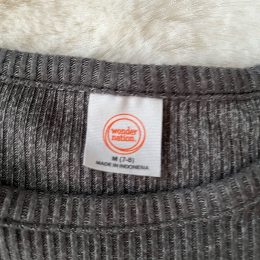 Gray Ribbed Long Sleeve Top - Picture 2 of 2